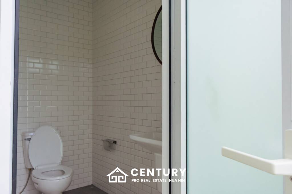 752 ตร.ม 3 เตียง 3 อาบน้ำ วิลล่า For ขาย