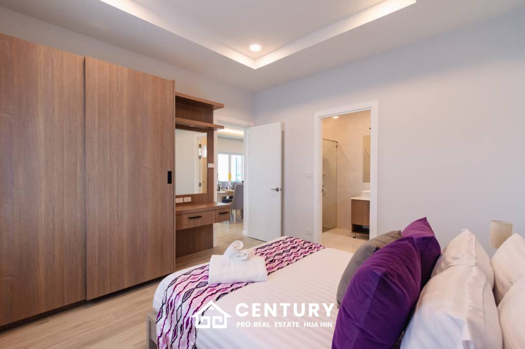 752 ตร.ม 3 เตียง 3 อาบน้ำ วิลล่า For ขาย