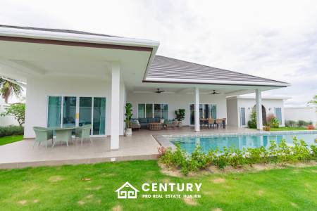 752 ตร.ม 3 เตียง 3 อาบน้ำ วิลล่า For ขาย