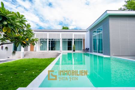 3 Beds 3 Baths 333 SQ.M Chaum Haus Pool Villas Phase 1