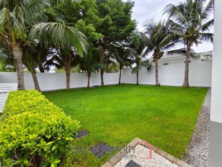 3 Beds 3 Baths 333 SQ.M Chaum Haus Pool Villas Phase 1