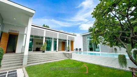3 Beds 3 Baths 333 SQ.M Chaum Haus Pool Villas Phase 1