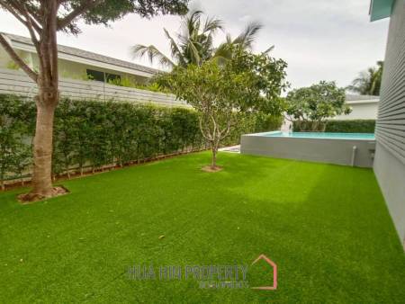 3 Beds 3 Baths 333 SQ.M Chaum Haus Pool Villas Phase 1
