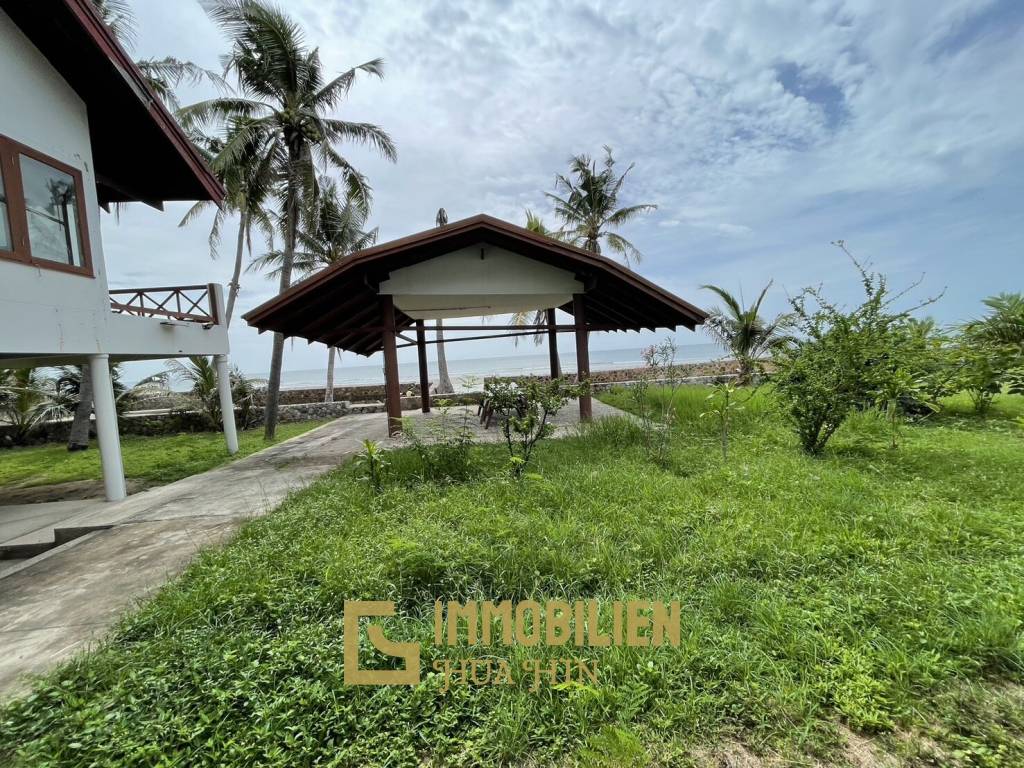 Magnifique 2-1-60 Rai Beach Front Land Plot in Hua Hin