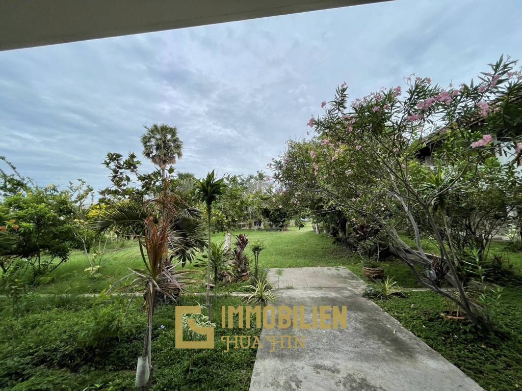 Magnifique 2-1-60 Rai Beach Front Land Plot in Hua Hin