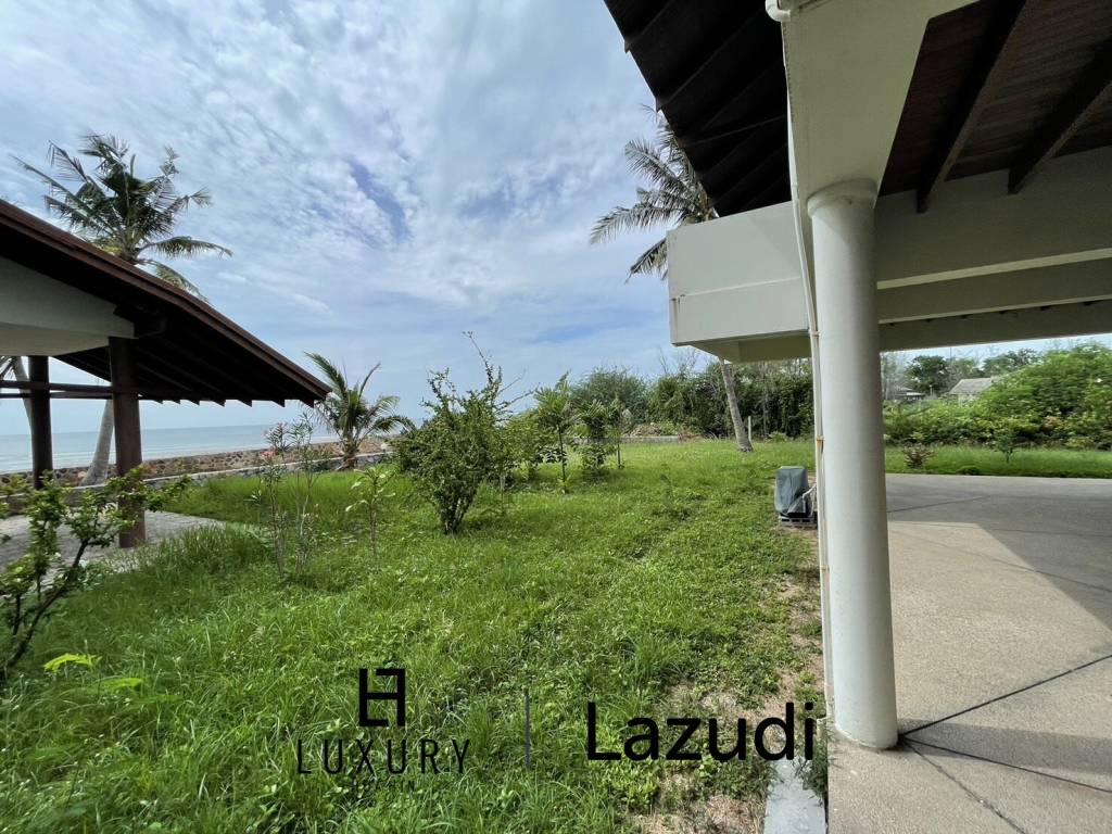 Magnifique 2-1-60 Rai Beach Front Land Plot in Hua Hin