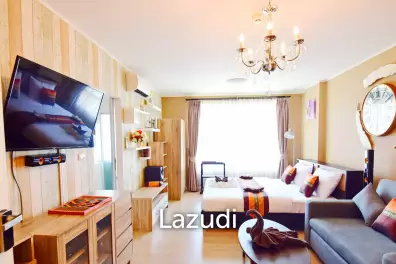 Baan Peang Ploen: 32 sqm studio condo on the 8th floor with breathtaking views