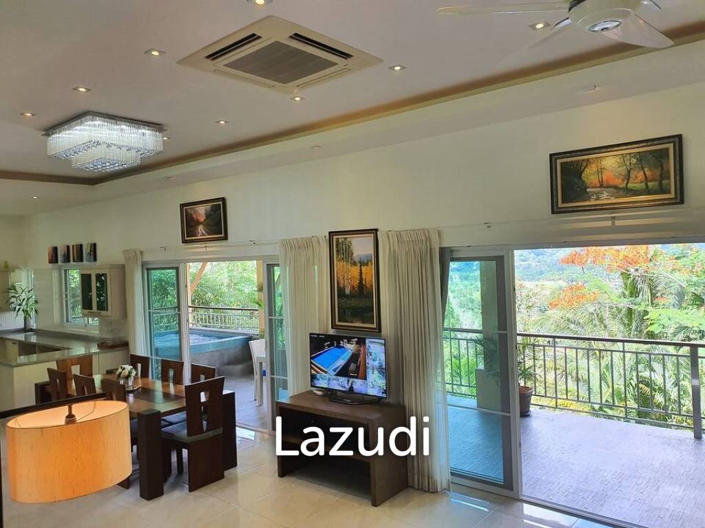 6-Bedroom Villa with Infinity Pool and Stunning Views for Rent on Kathu Hill
