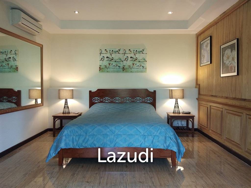 6-Bedroom Villa with Infinity Pool and Stunning Views for Rent on Kathu Hill