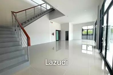 Brand New Warehouse for rent in Bangna