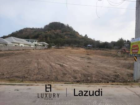 6 Rai Land Plot In Kao Takiab For Sale