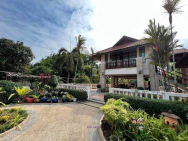 Spacious 5-Bedroom Lake House For Sale In Muang Phuket