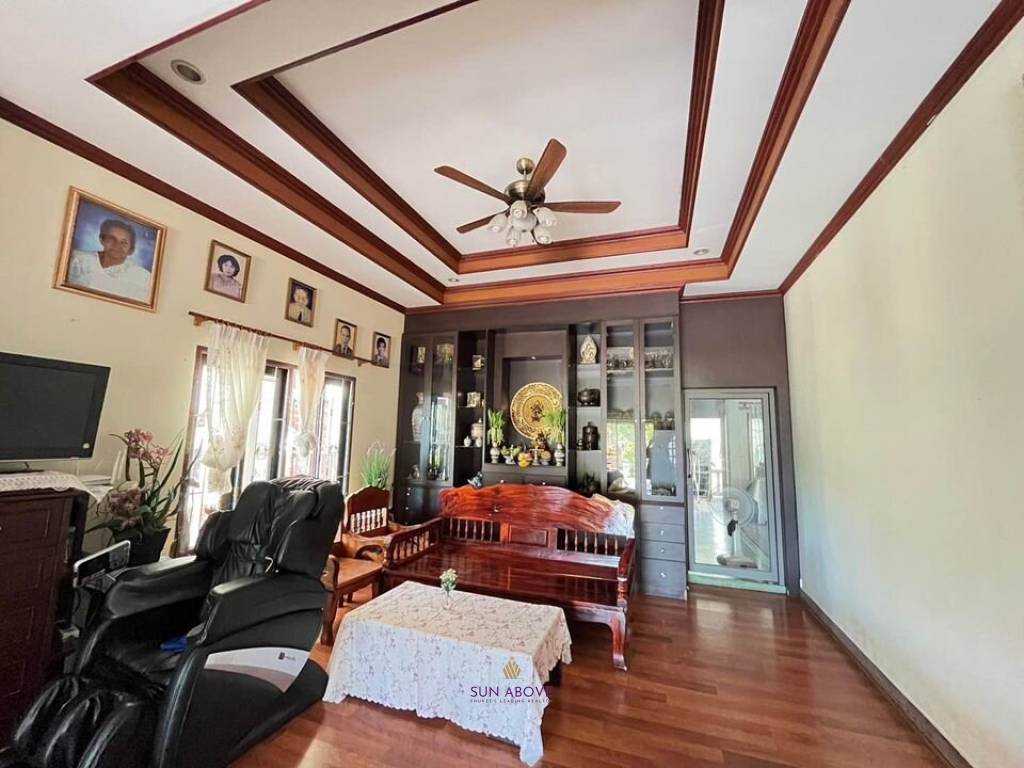 Spacious 5-Bedroom Lake House For Sale In Muang Phuket