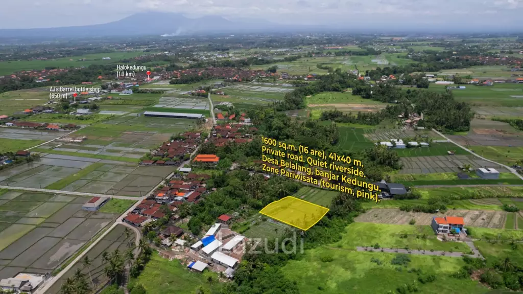 Leasehold Riverside Paradise in Kedungu