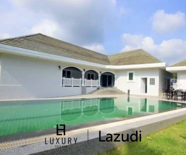 4 Bed 5 Bath Villa For Sale