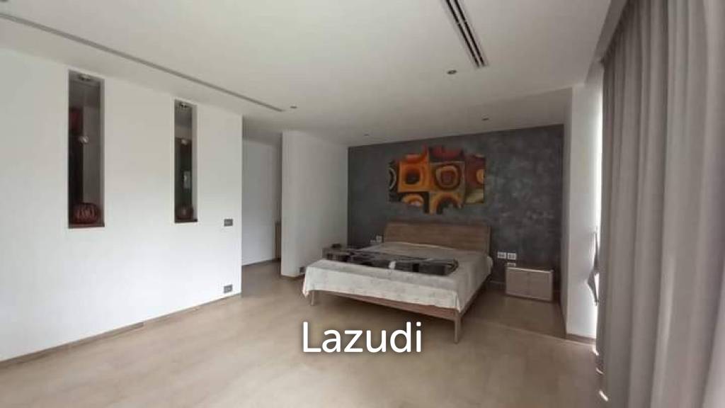 Stunning 7 Rai Of Property With 2 villas Near Phuket International Airport.