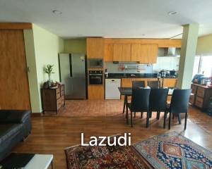 5 Beds 5 Baths 300 SQ.M. 3-Storey Townhouse in Jomtien