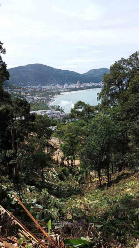 Seaview 29,340 sqm of land for sale in a prime location, Patong