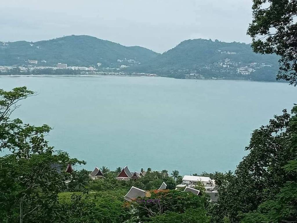 Seaview 29,340 sqm of land for sale in a prime location, Patong