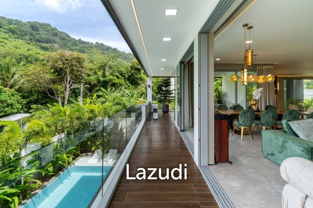 Luxurious Five-Bedroom Villa in Rawai: Modern Elegance with High-Tech Amenities and Privacy