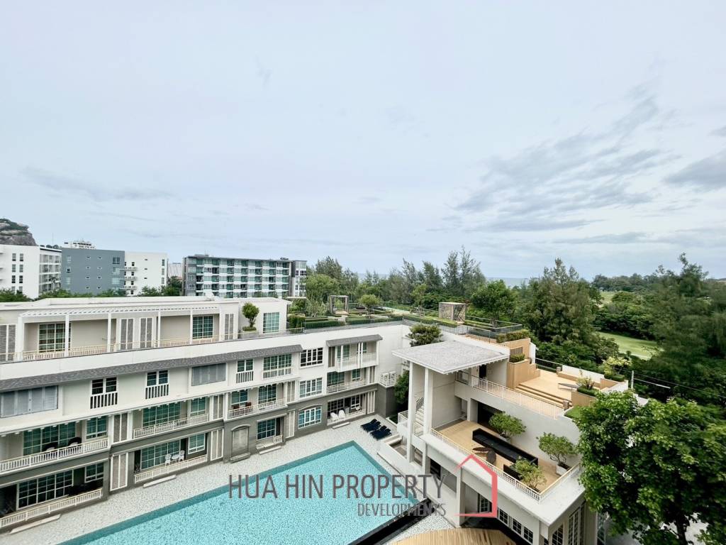 Autumn: 2 Bedroom Condo With Sea View