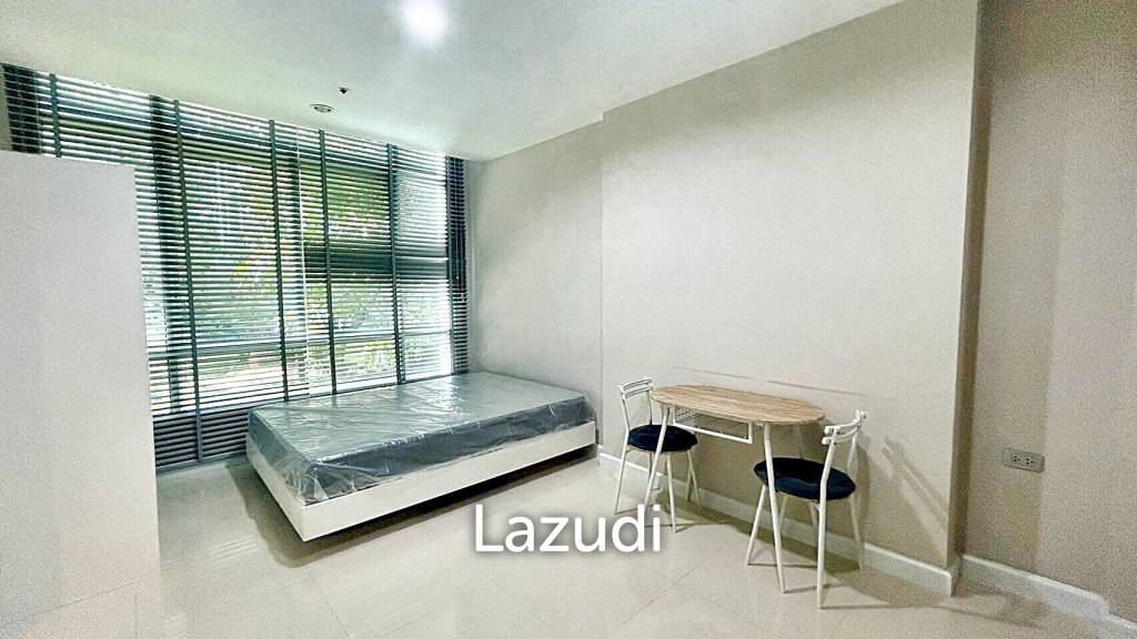 1 Bedroom 1 Bathroom 25 SQ.M The Sky Sukhumvit