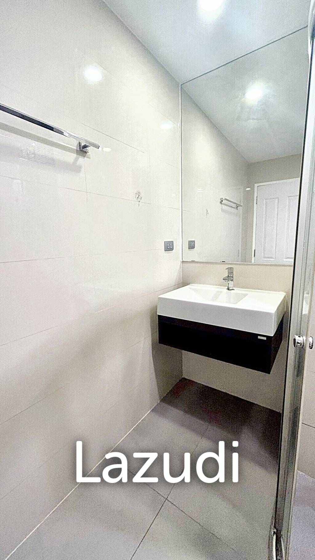 1 Bedroom 1 Bathroom 25 SQ.M The Sky Sukhumvit