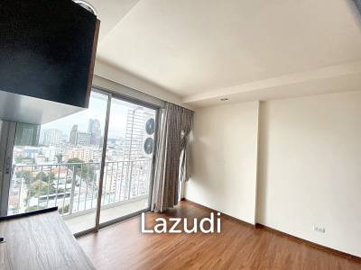 2 Bed 1 Bath 58 SQ.M THE LINE Phahonyothin Park