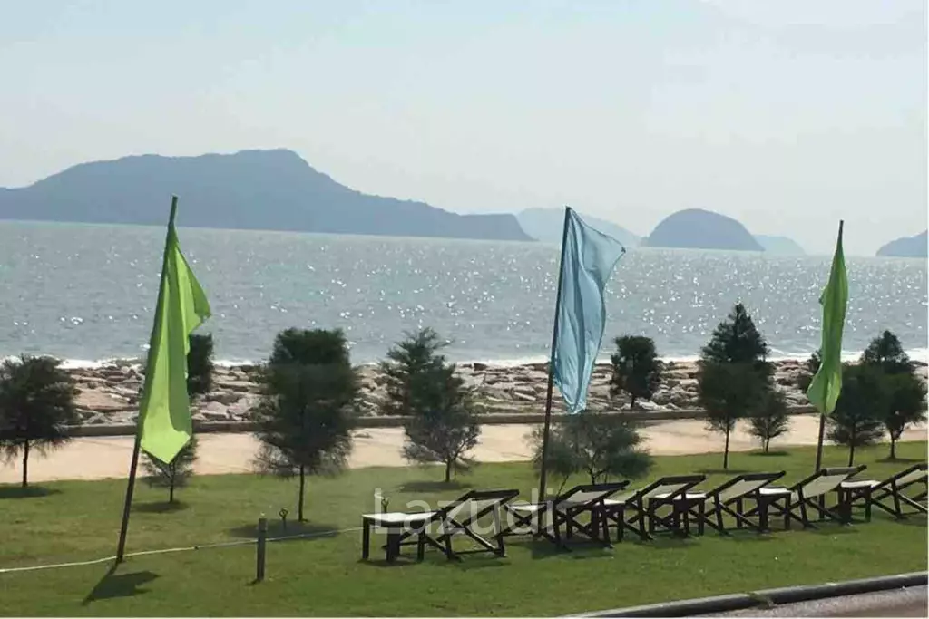 Sam Roi Yot: 2 Bedroom Condo with Sea-View!