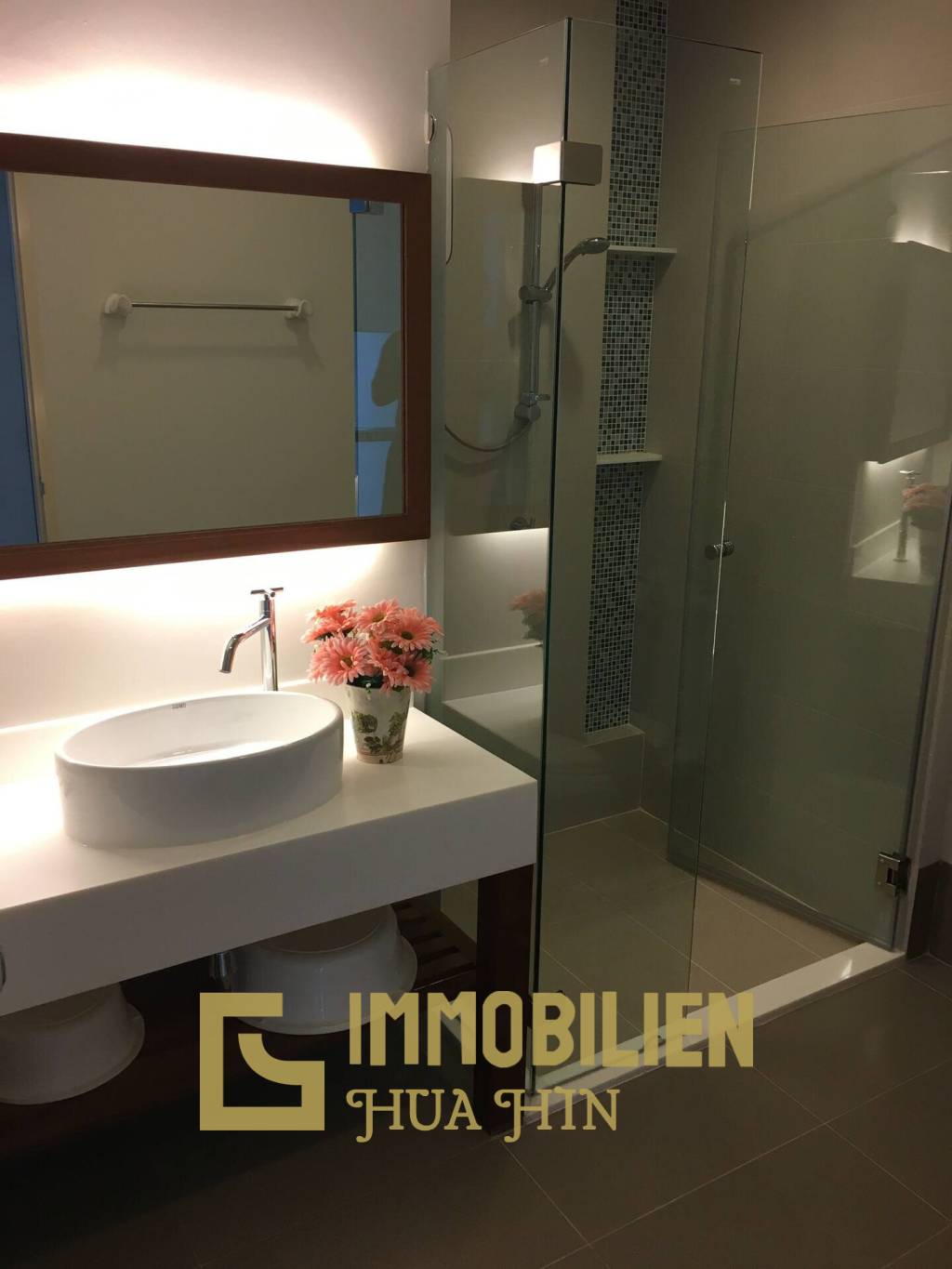 101 metro cuadrado 2 ` 2 Baño Condominio de Alquiler