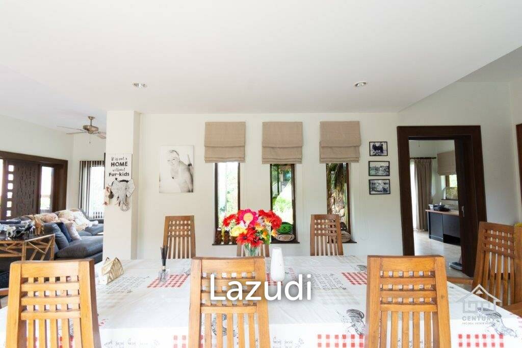 2,044 Sqm 4 Bed 4 Bath Villa For Sale