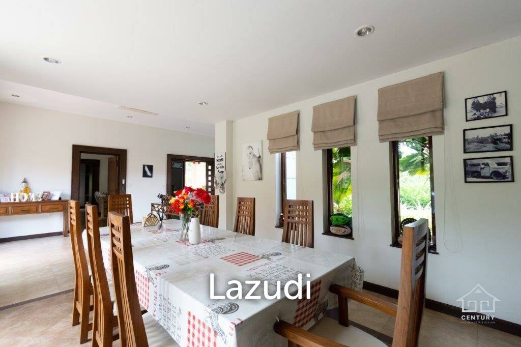 2,044 Sqm 4 Bed 4 Bath Villa For Sale