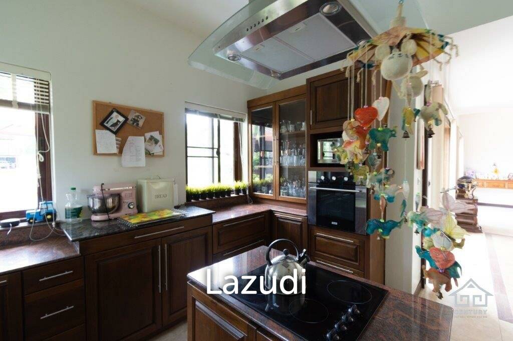 2,044 Sqm 4 Bed 4 Bath Villa For Sale