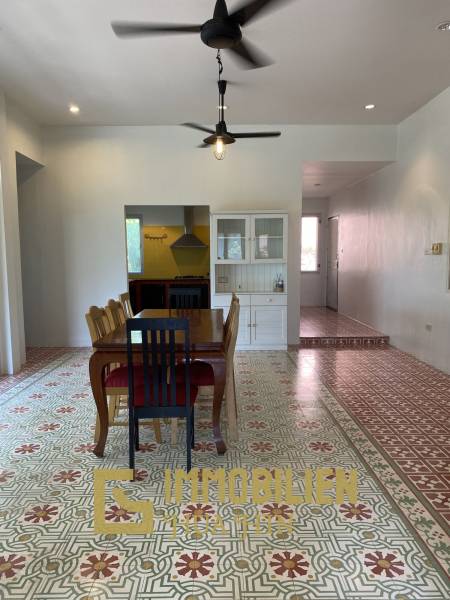 Palm Hills Homes ( RENOVATED ): 3 Bed Villa For Sale