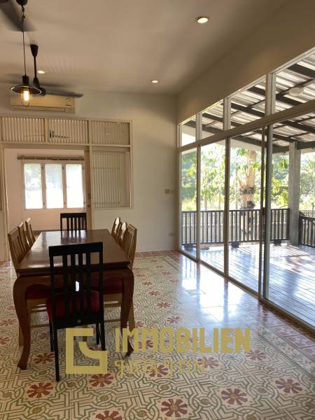 Palm Hills Homes ( RENOVATED ): 3 Bed Villa For Sale