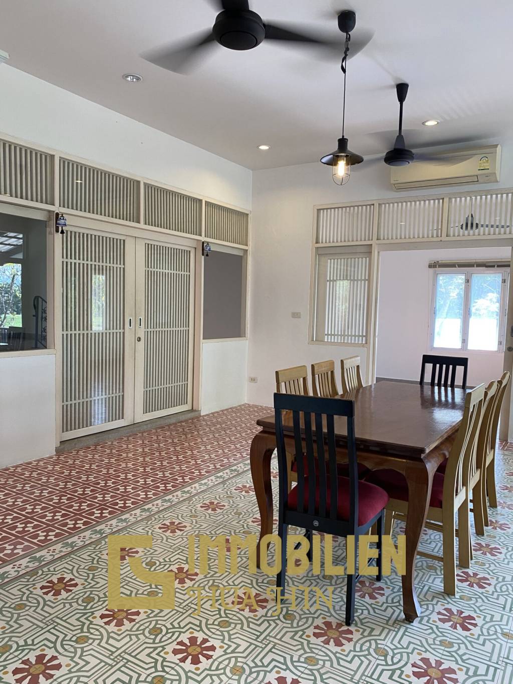 Palm Hills Homes ( RENOVATED ): 3 Bed Villa For Sale