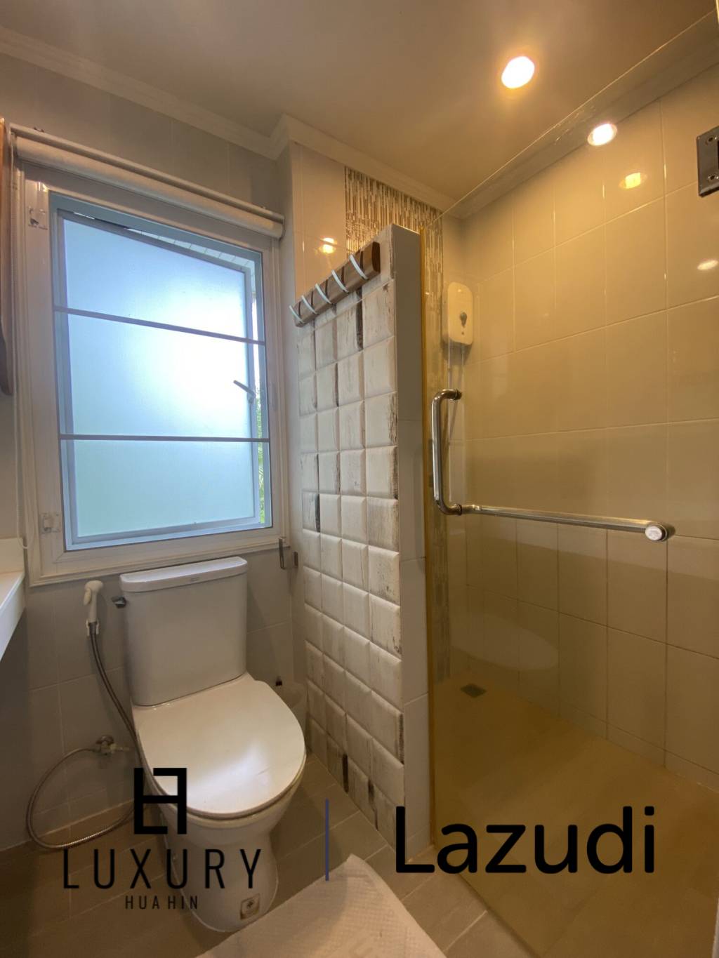 588 metro cuadrado 3 ` 3 Baño Villa de Venta