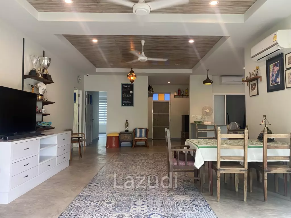Stand Alone 3 Bed Pool Villa 100m To The Beach