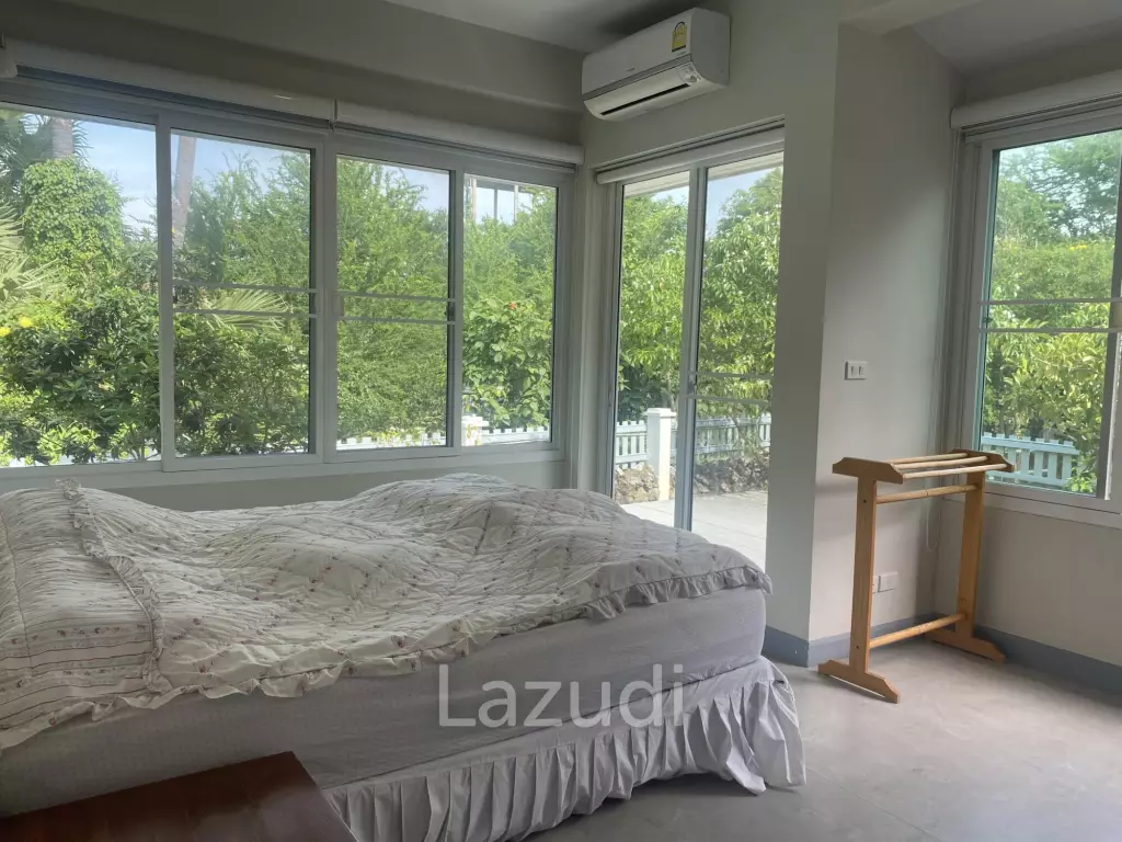 Stand Alone 3 Bed Pool Villa 100m To The Beach