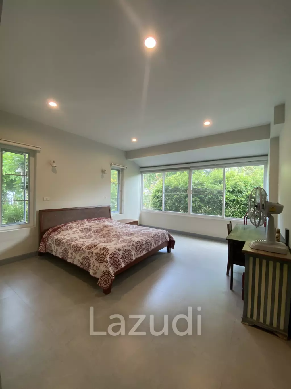 Stand Alone 3 Bed Pool Villa 100m To The Beach