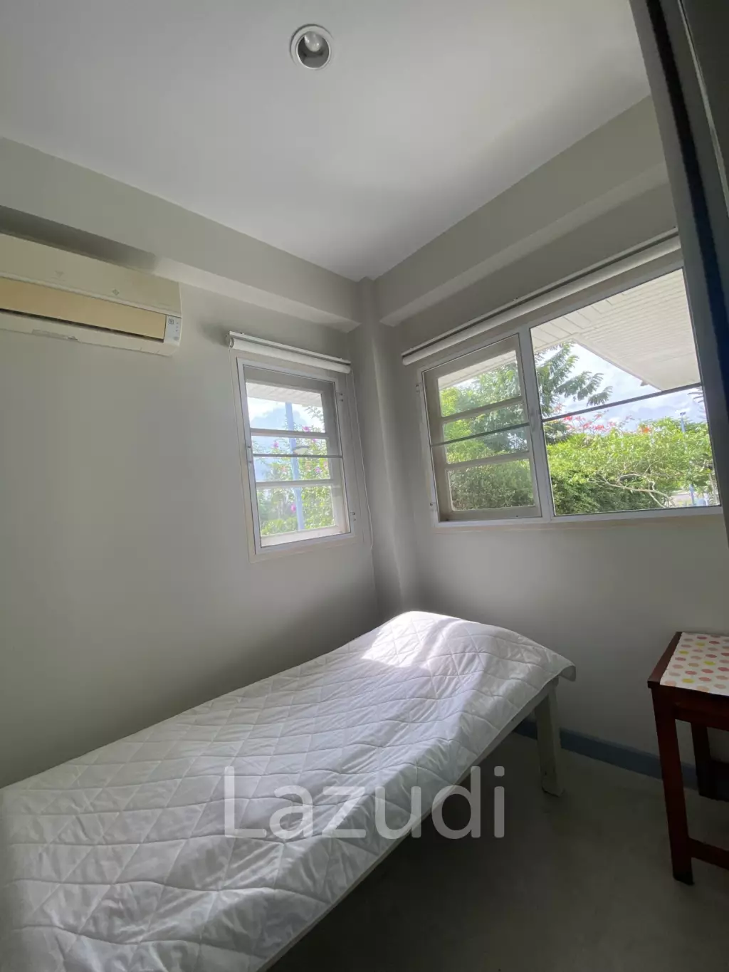 Stand Alone 3 Bed Pool Villa 100m To The Beach