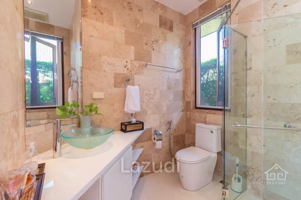 HANA VILLAGE 1 : Beautiful 3 bed Bali style pool villa on Luxury Development close to the beach