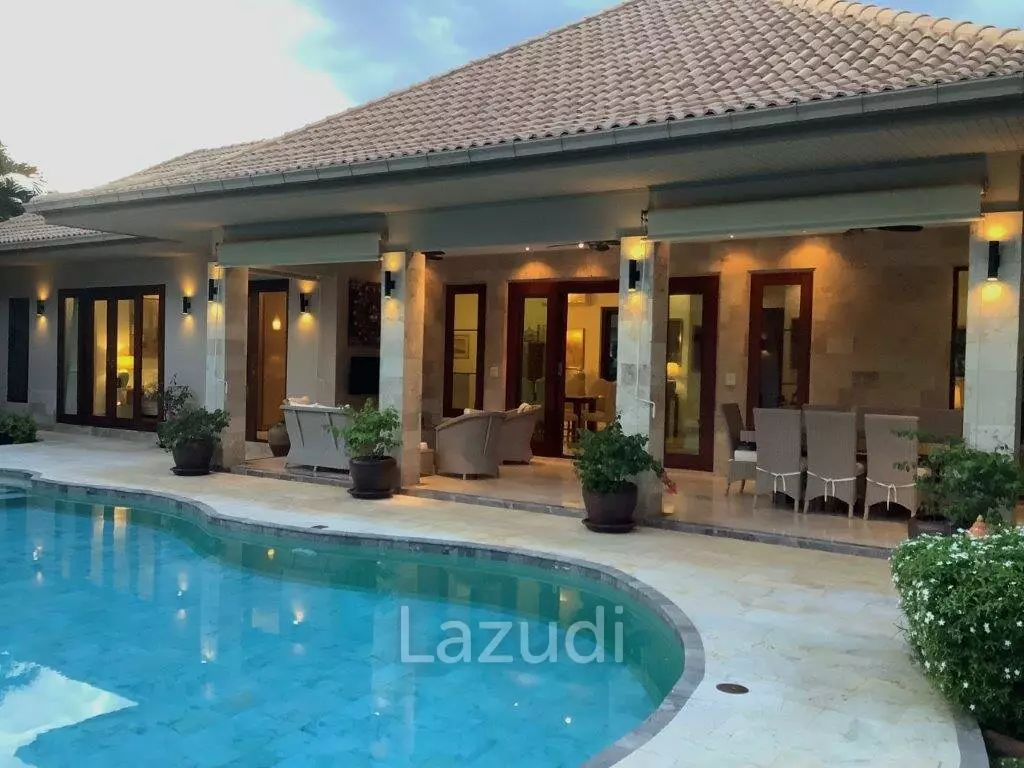HANA VILLAGE 1 : Beautiful 3 bed Bali style pool villa on Luxury Development close to the beach
