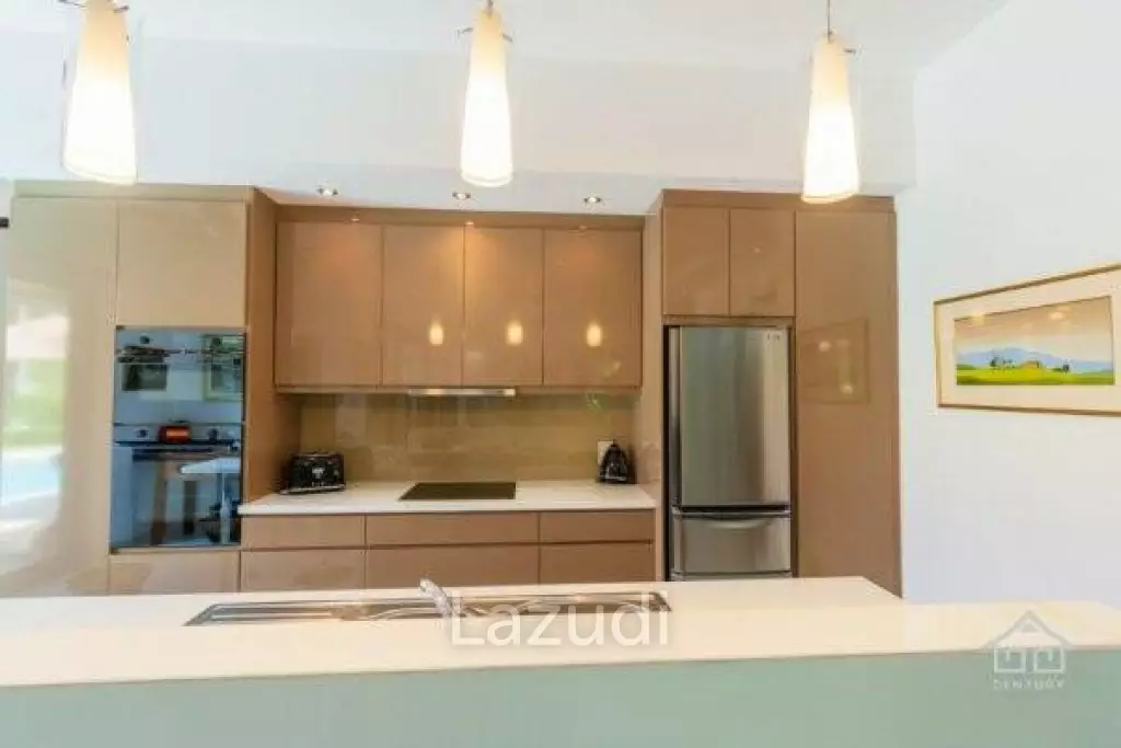 HANA VILLAGE 1 : Beautiful 3 bed Bali style pool villa on Luxury Development close to the beach