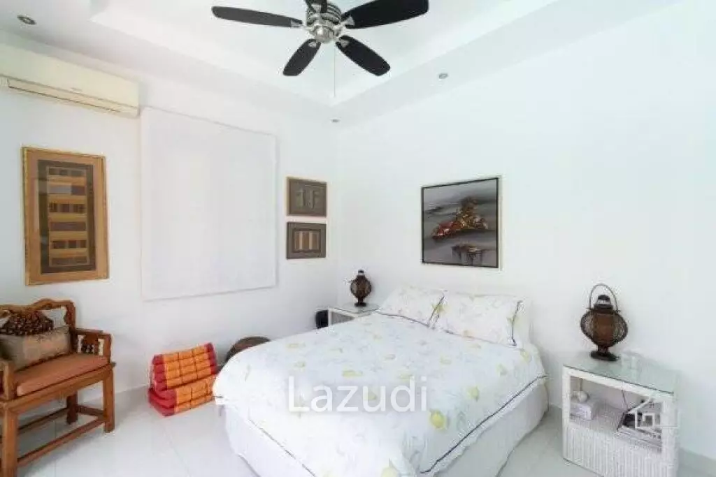 HANA VILLAGE 1 : Beautiful 3 bed Bali style pool villa on Luxury Development close to the beach