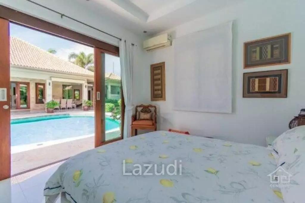 HANA VILLAGE 1 : Beautiful 3 bed Bali style pool villa on Luxury Development close to the beach