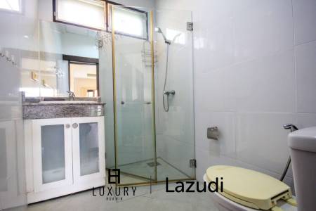 648 metro cuadrado 3 ` 2 Baño Villa de Venta