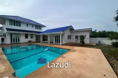 SOI 88 : Newly Renovated 3 Bed pool villa