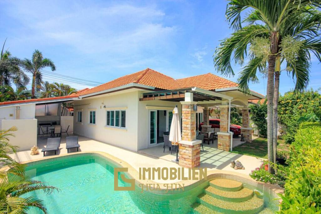 Orchid Paradise Homes 1: Nice 3 Bed Pool Villa with Outdoor Living space