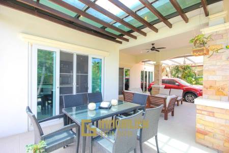 Orchid Paradise Homes 1: Nice 3 Bed Pool Villa with Outdoor Living space